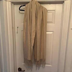 Beige Fringed Wool Scarf 72x26
